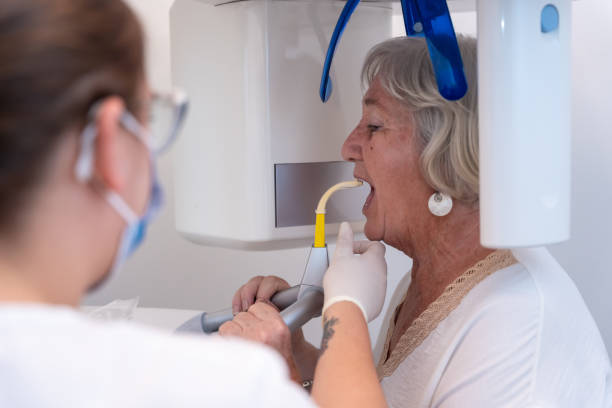 Best Emergency Dental Care for Broken or Chipped Teeth in Marine, IL
